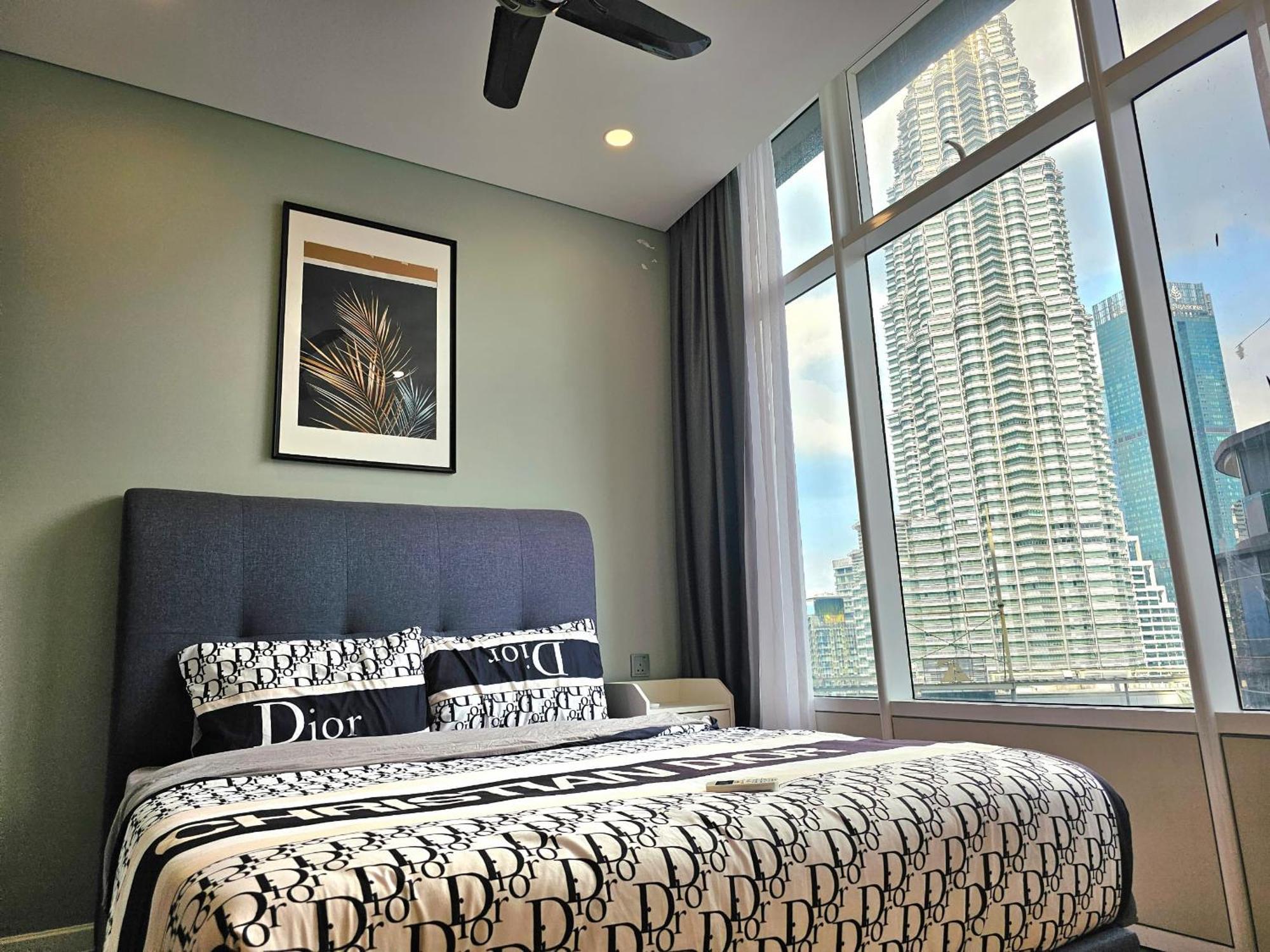 De Apartment Sky At Klcc كوالالمبور المظهر الخارجي الصورة